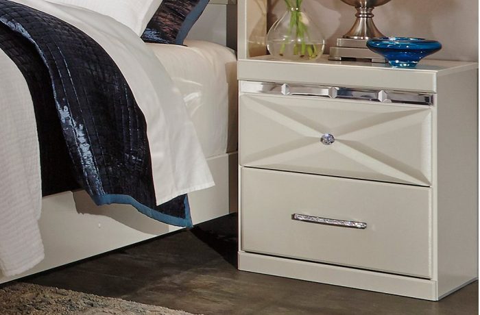 Dreamur Nighstand